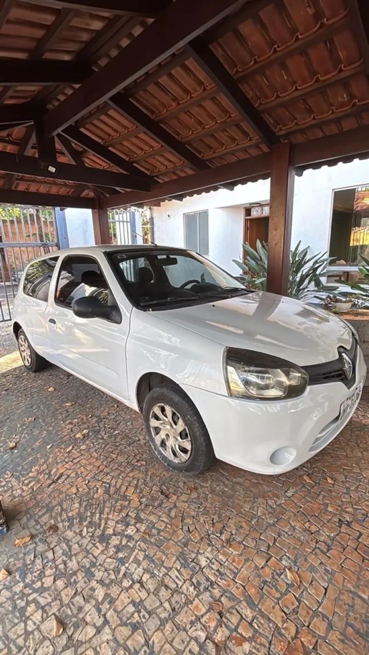 Renault Clio AUTHENTIQUE 1.0/1.0 HI-POWER 16V 3P 2014