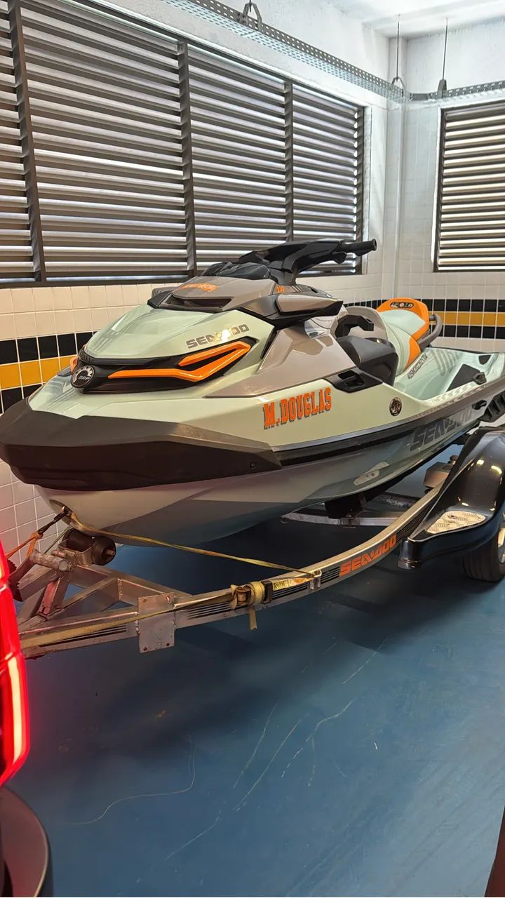 Jet Ski Wake pro 230hp 