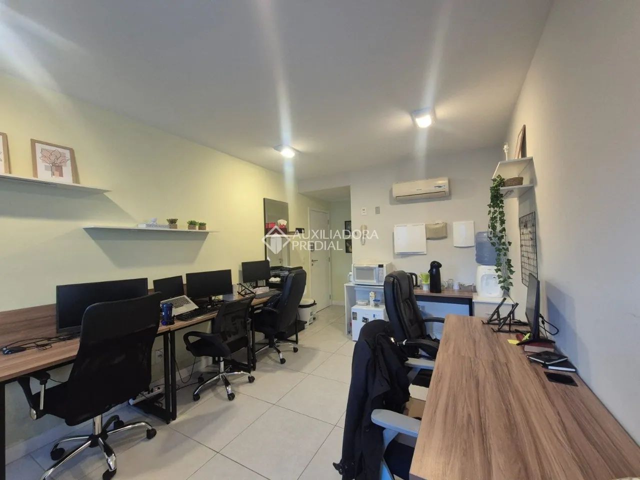 Venda de Sala comercial em andar alto, com 23,80 m- Trindade- Florianópolis - Foto 2