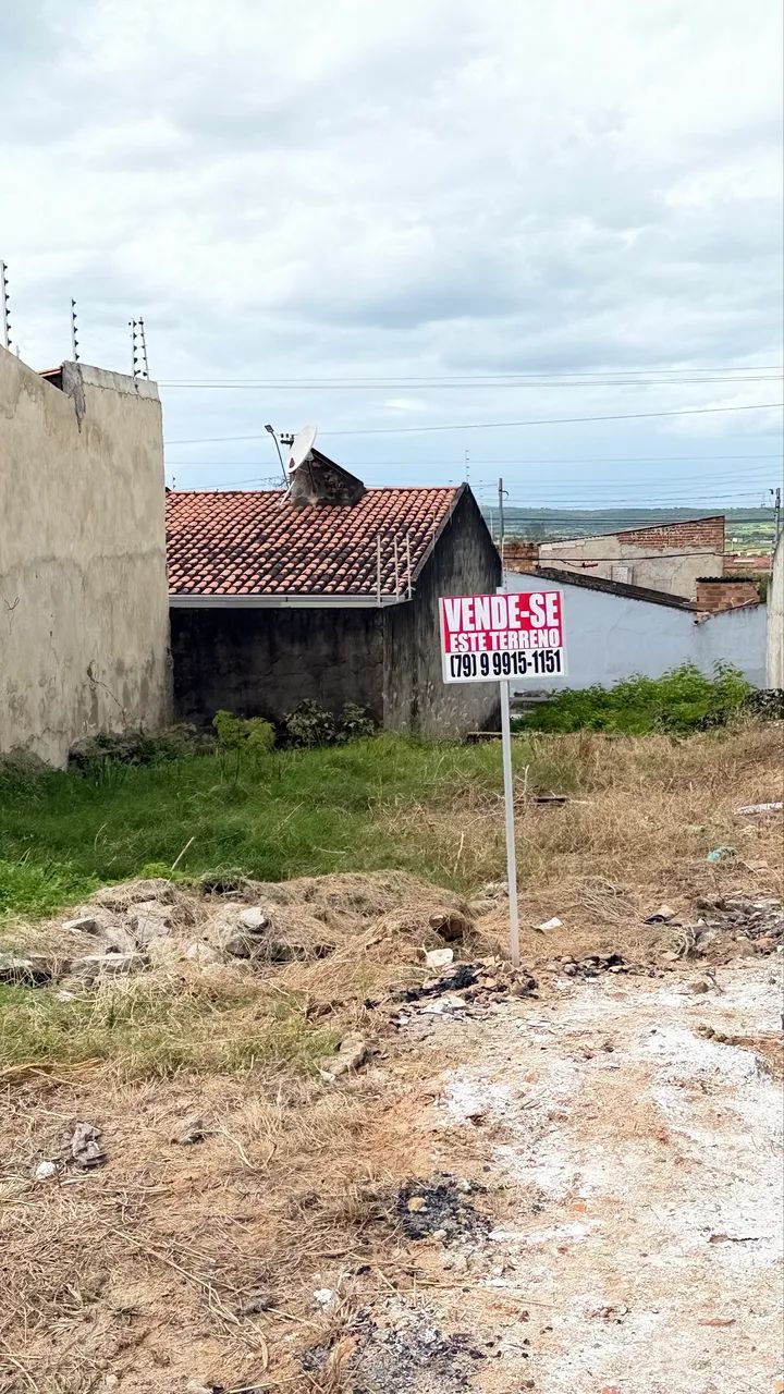 Vende-se terreno no Libório 