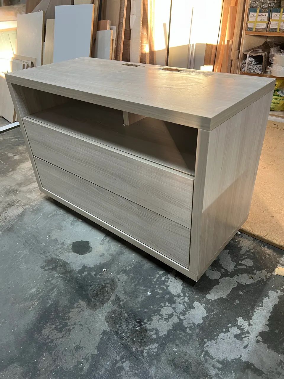 Mesa cabeceira ou apoio de mdf  - Foto 3