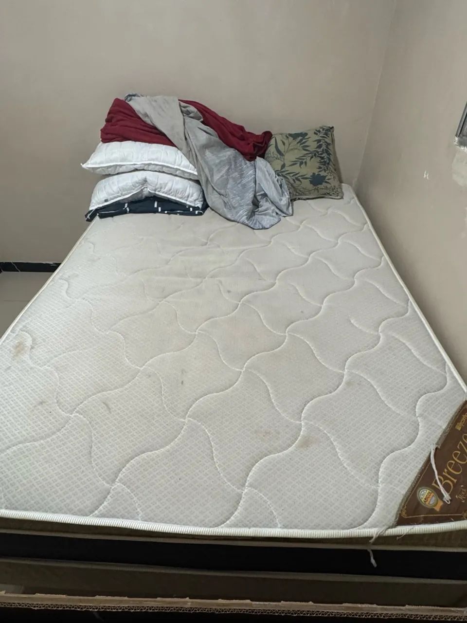 Vendo Cama casal 