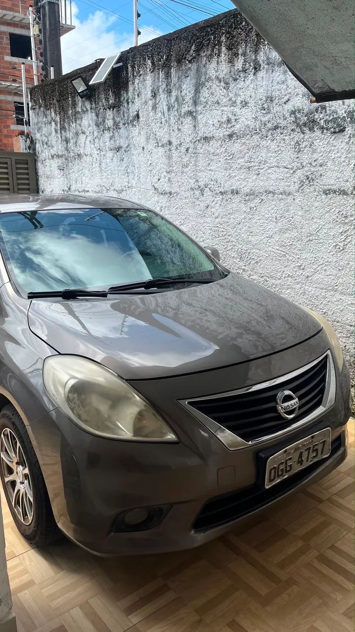 Nissan Versa VERSA SV 1.6 16V Flex Fuel 4p Mec. 2014