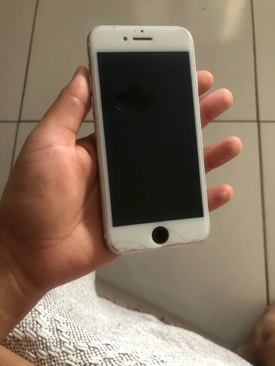 IPhone SE para retirar peças 