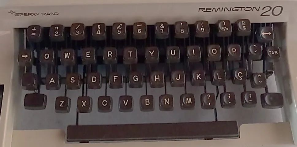 Máquina De Escrever Remington 20 Sperry Rand - Foto 6