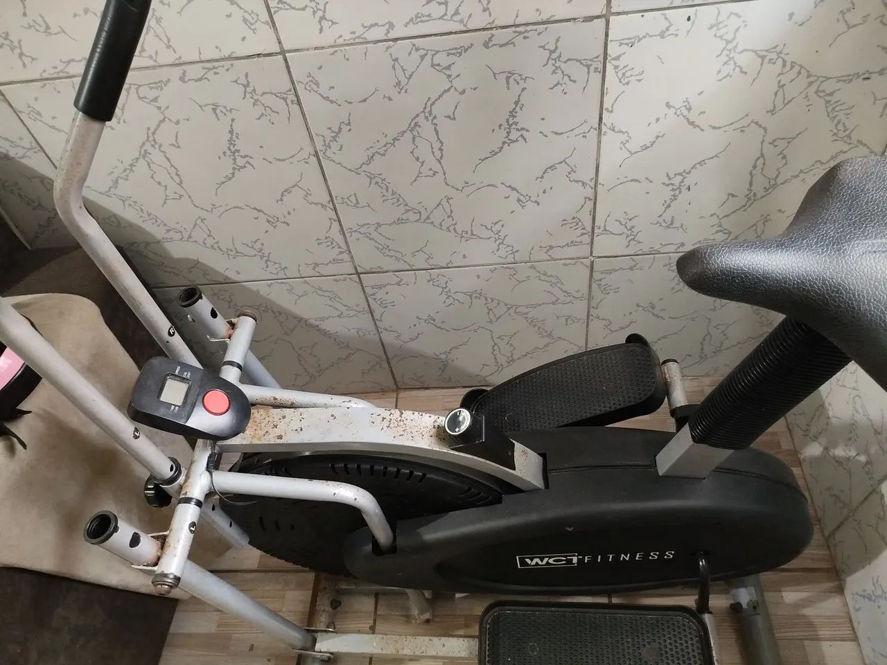 Vendo elíptico, perfeito para seu treino em casa  - Foto 2