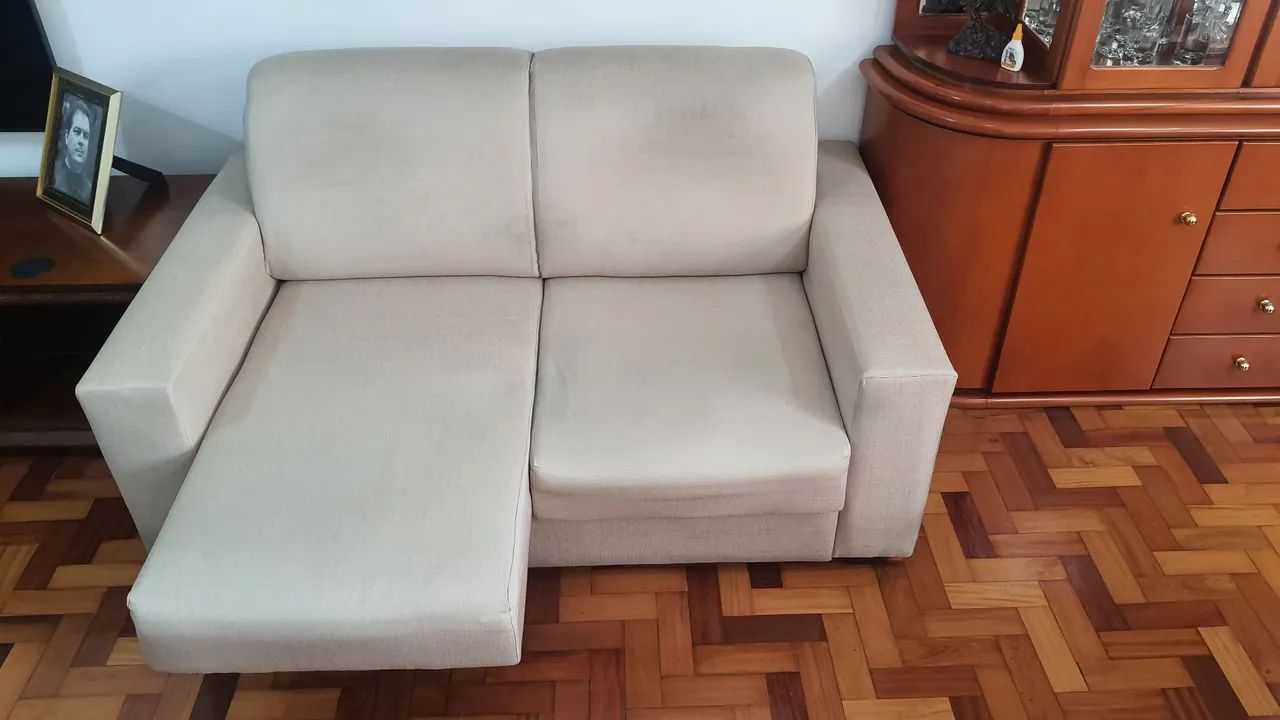 Sofá chaise 2 lugares em tecido, Retirar Pechincha RJ - Foto 2