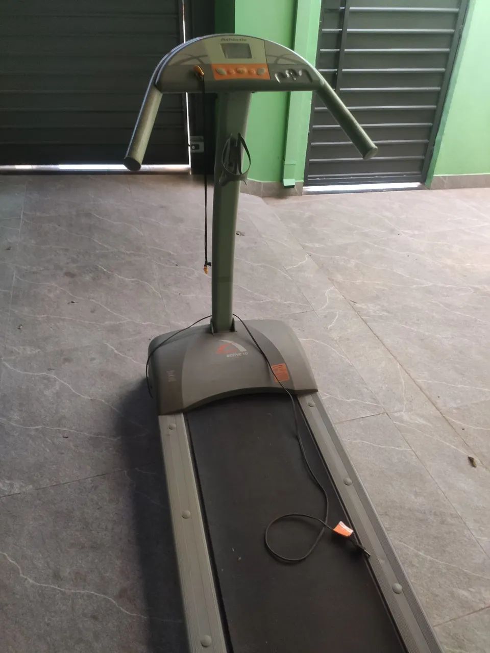 Esteira eletrica 127 volts - Foto 4