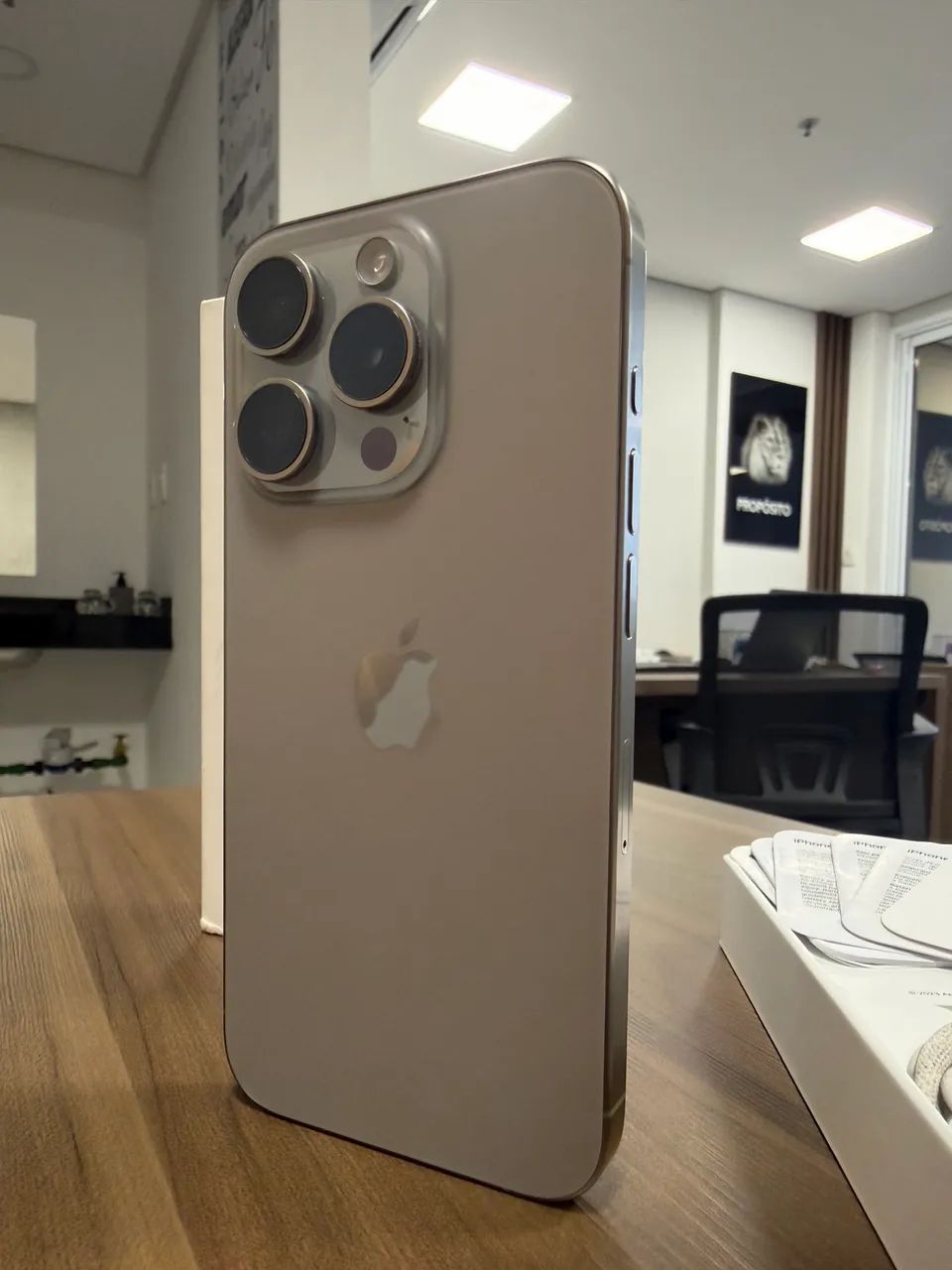 Iphone 15 Pro 128g - Foto 2