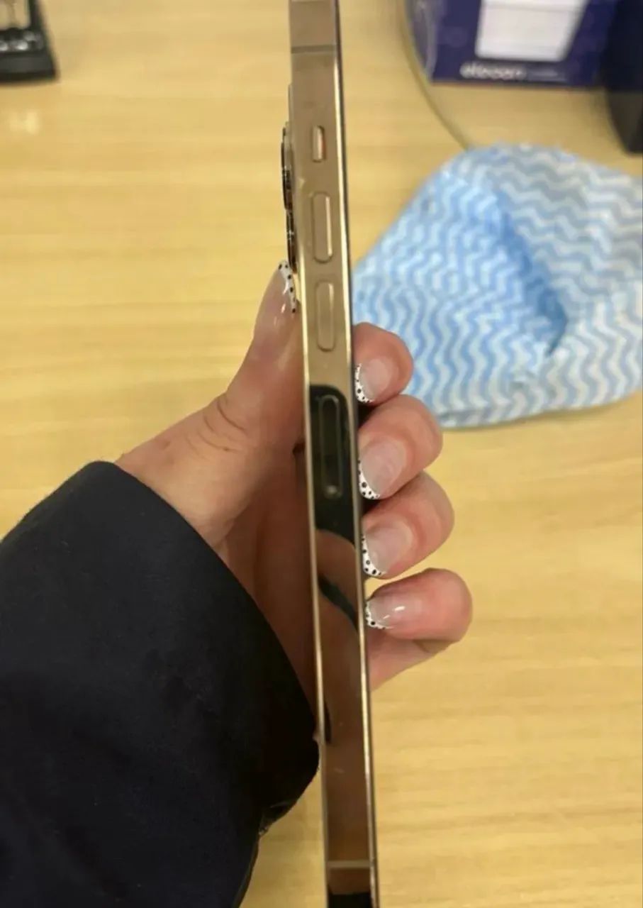 iPhone 13 Pro Max 128gb  - Foto 2