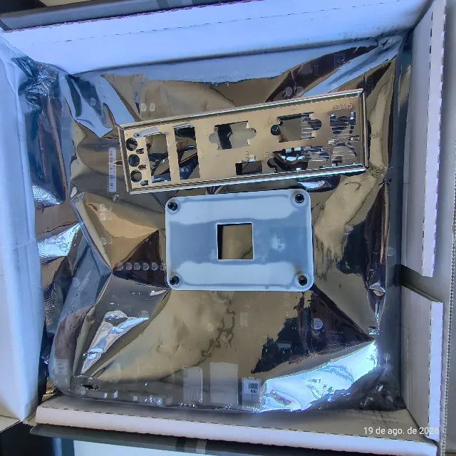 placa mãe ASUS PRIME A320M-C R2.0 - Foto 3
