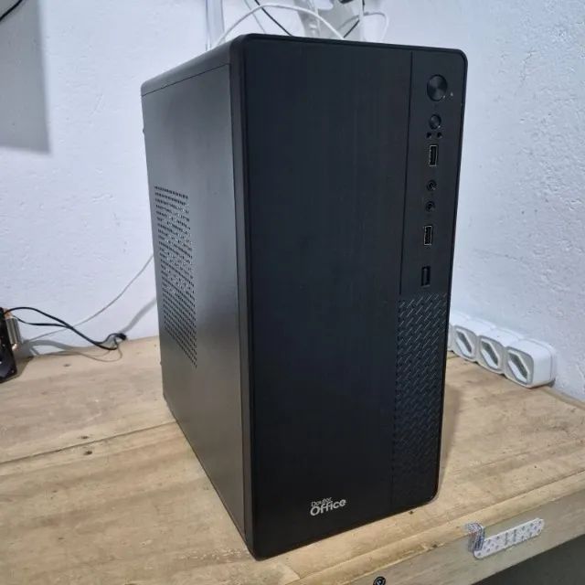 PC OFFICE RYZEN 3 2200G, SSD 128GB E 8GB RAM DDR4