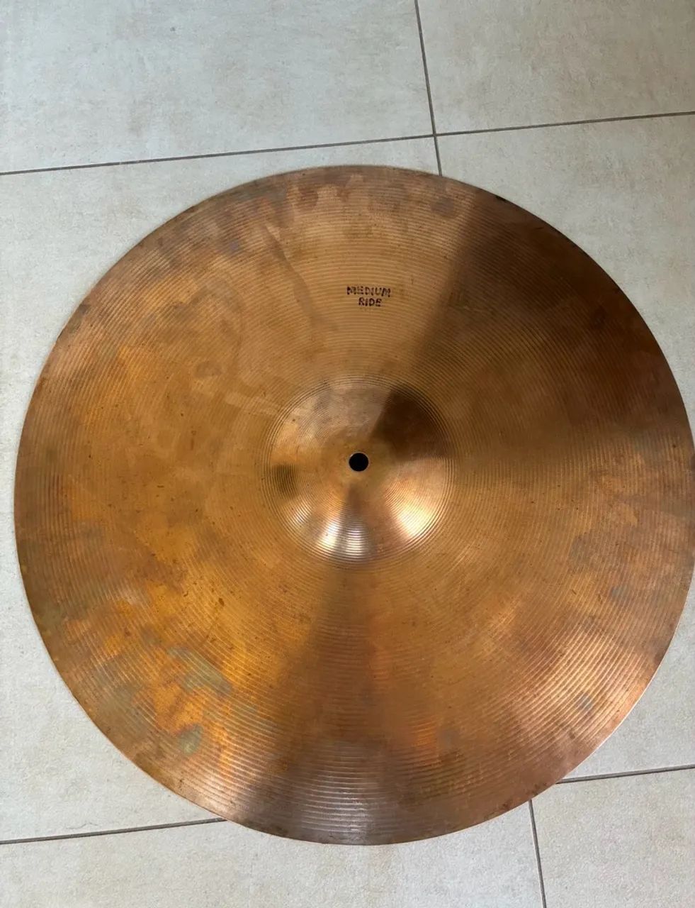 Ride Zildjian  avedis thin stamp 1973 -20 polegadas 