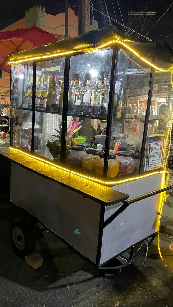 Carrinho de caipirinha 