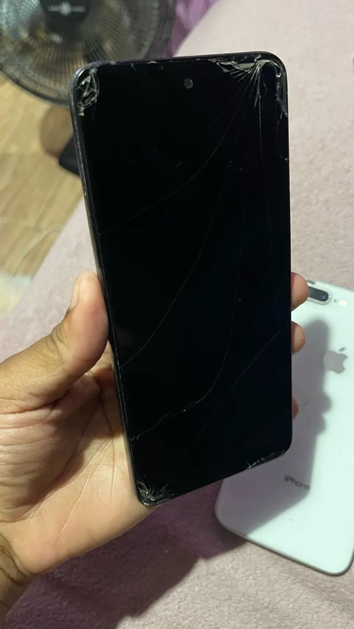 Celular Android usado com defeito - problema na tela