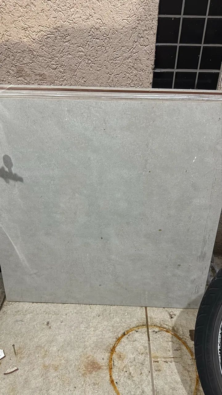 Piso/Semi Glass polido cinza 73x73 - Foto 2