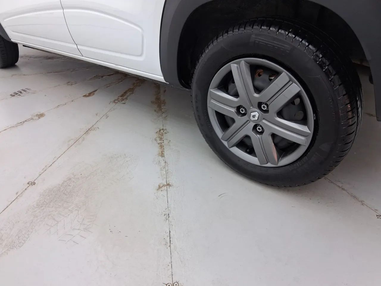 Renault Kwid 1.0 Zen, foto 12 de 18