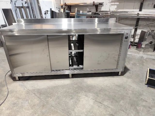 Balcão encosto refrigerado inox 2850×650×900 mm 5 portas 
