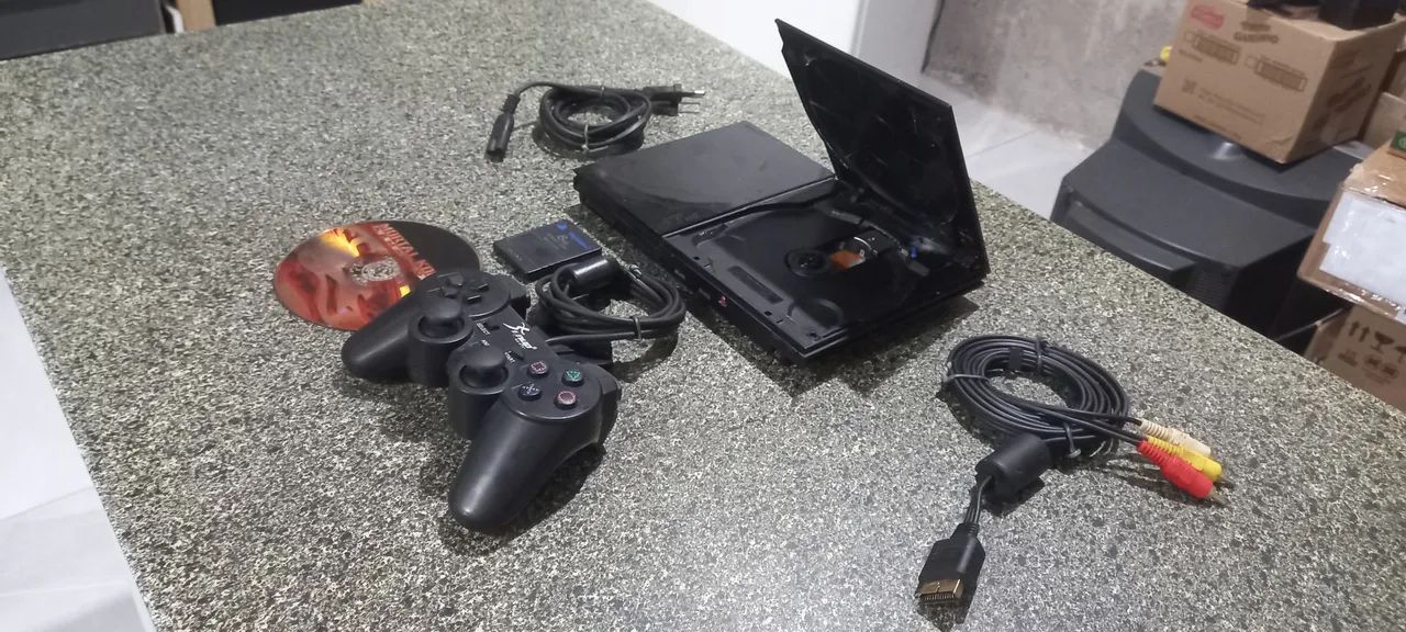 PS2 SLIM destravado leitor excelente - Foto 3