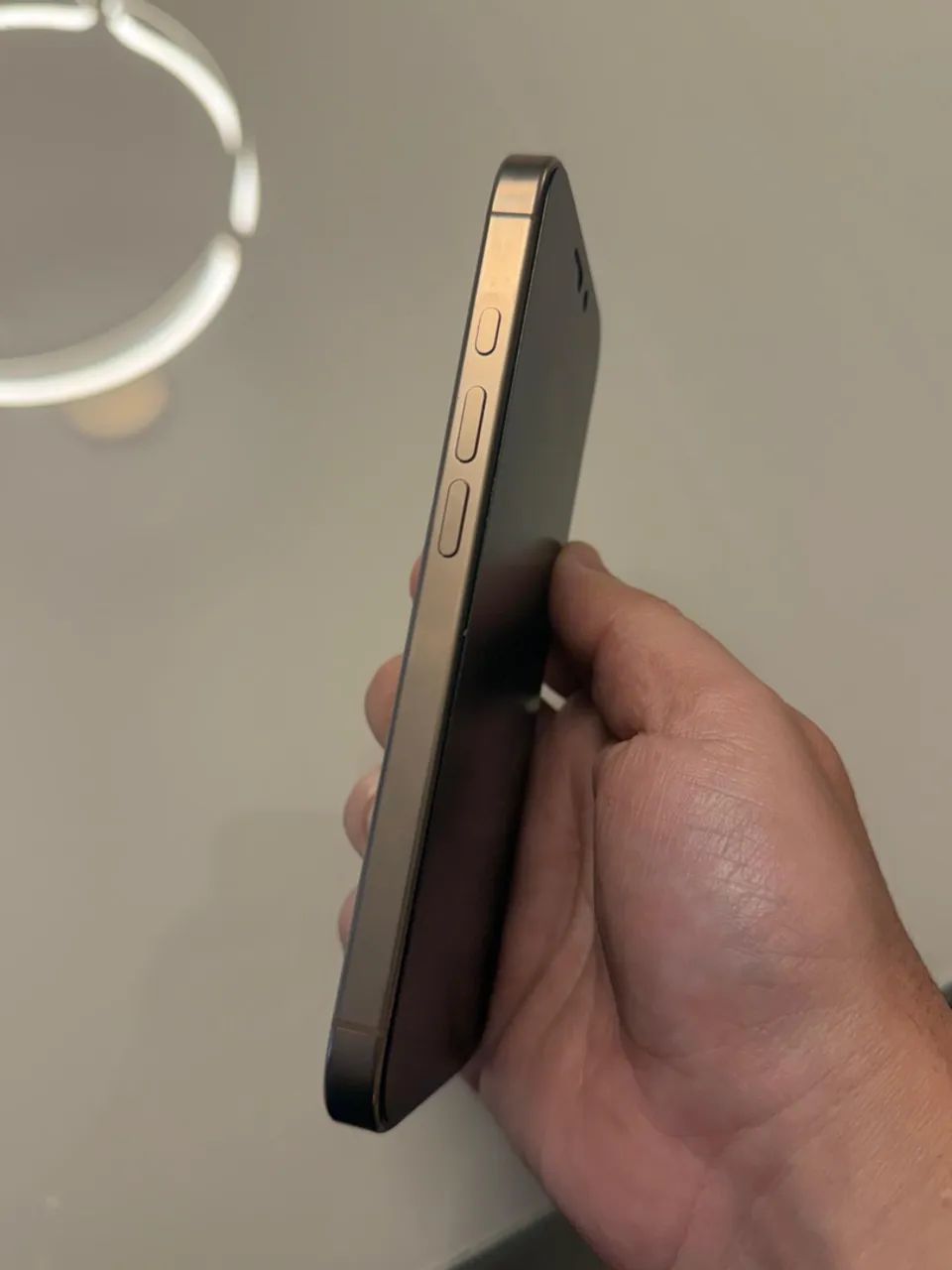 IPHONE 16 PRO - Foto 2