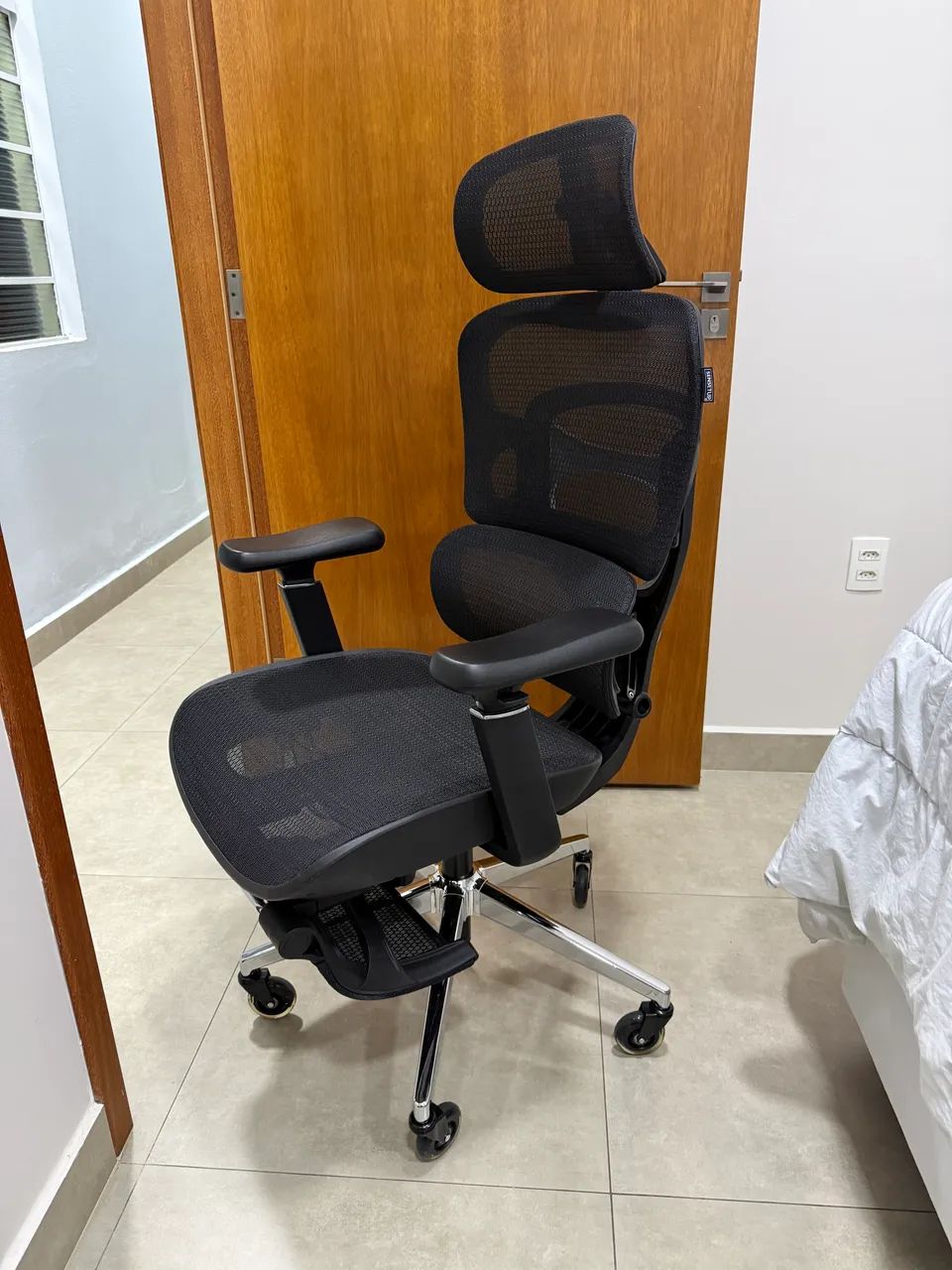 Cadeira escritório executiva ergonômica - Foto 2