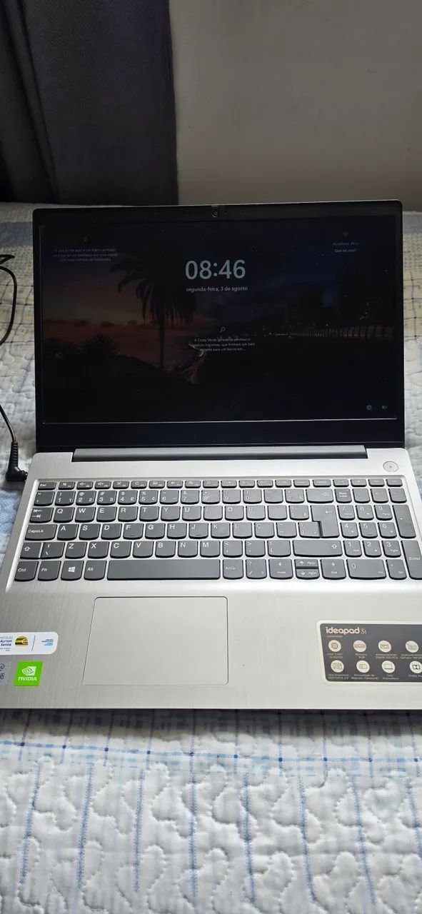 Notebook i5 10, 8G 255SSD