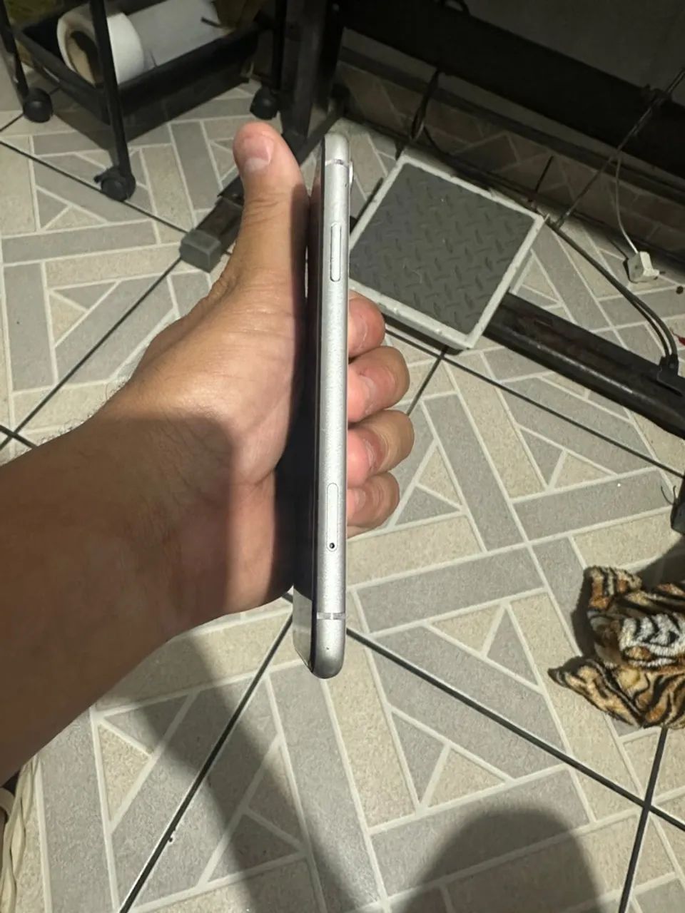 iPhone XR - 128 GB Branco - Foto 5