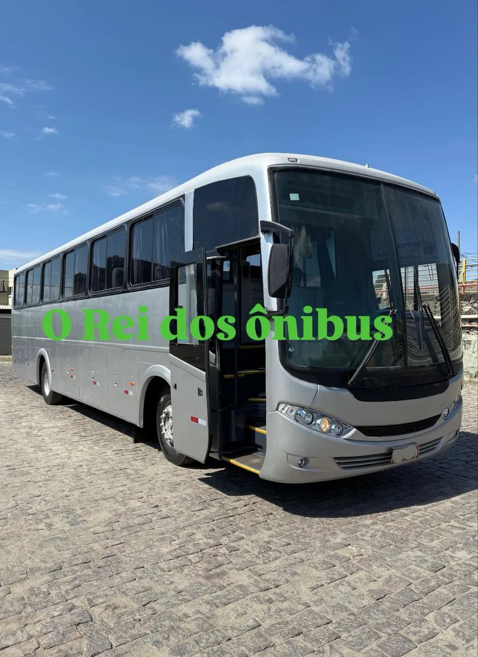 Ônibus rodoviário- Comil Campione 3,45