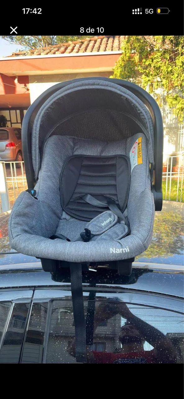 Carrinho de bebê com bebê conforto e base  - Foto 4