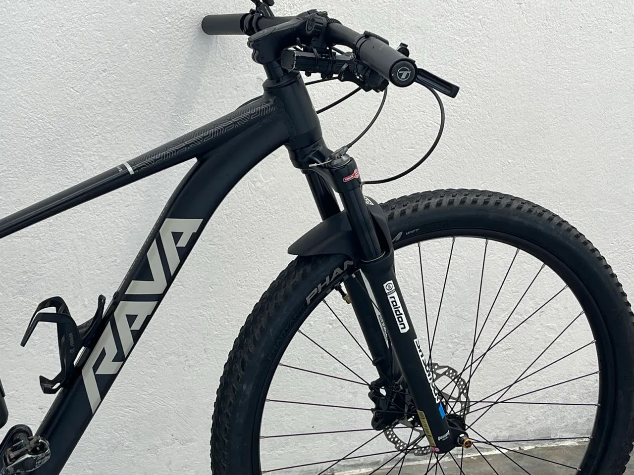 Bicicleta rava cave boost  - Foto 5