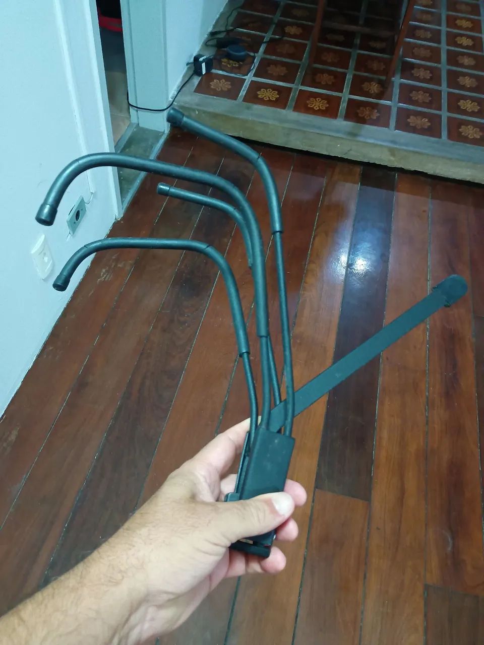 Pedestal para violão  - Foto 4