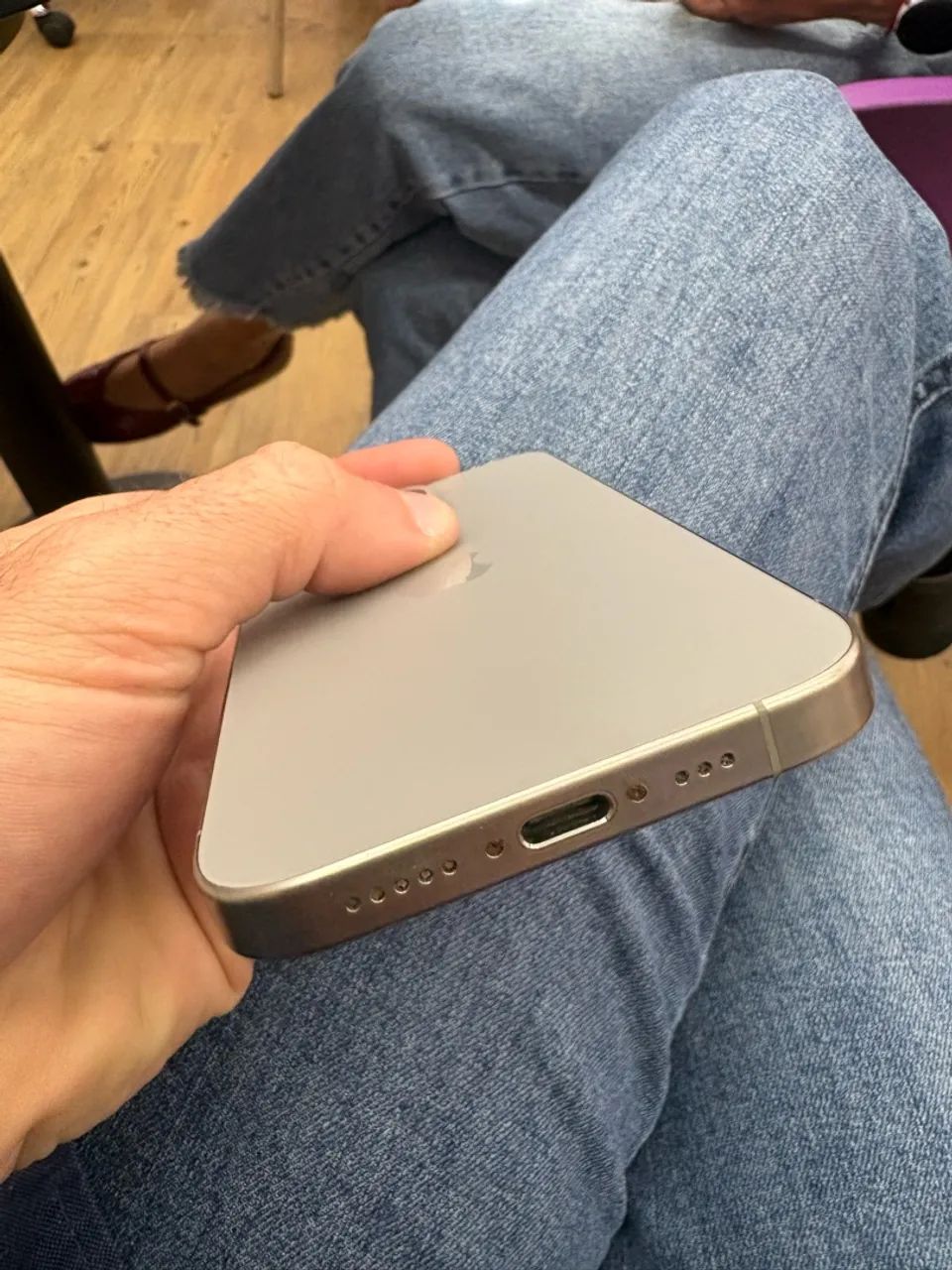 iPhone 15 Pro 256gb - Foto 2
