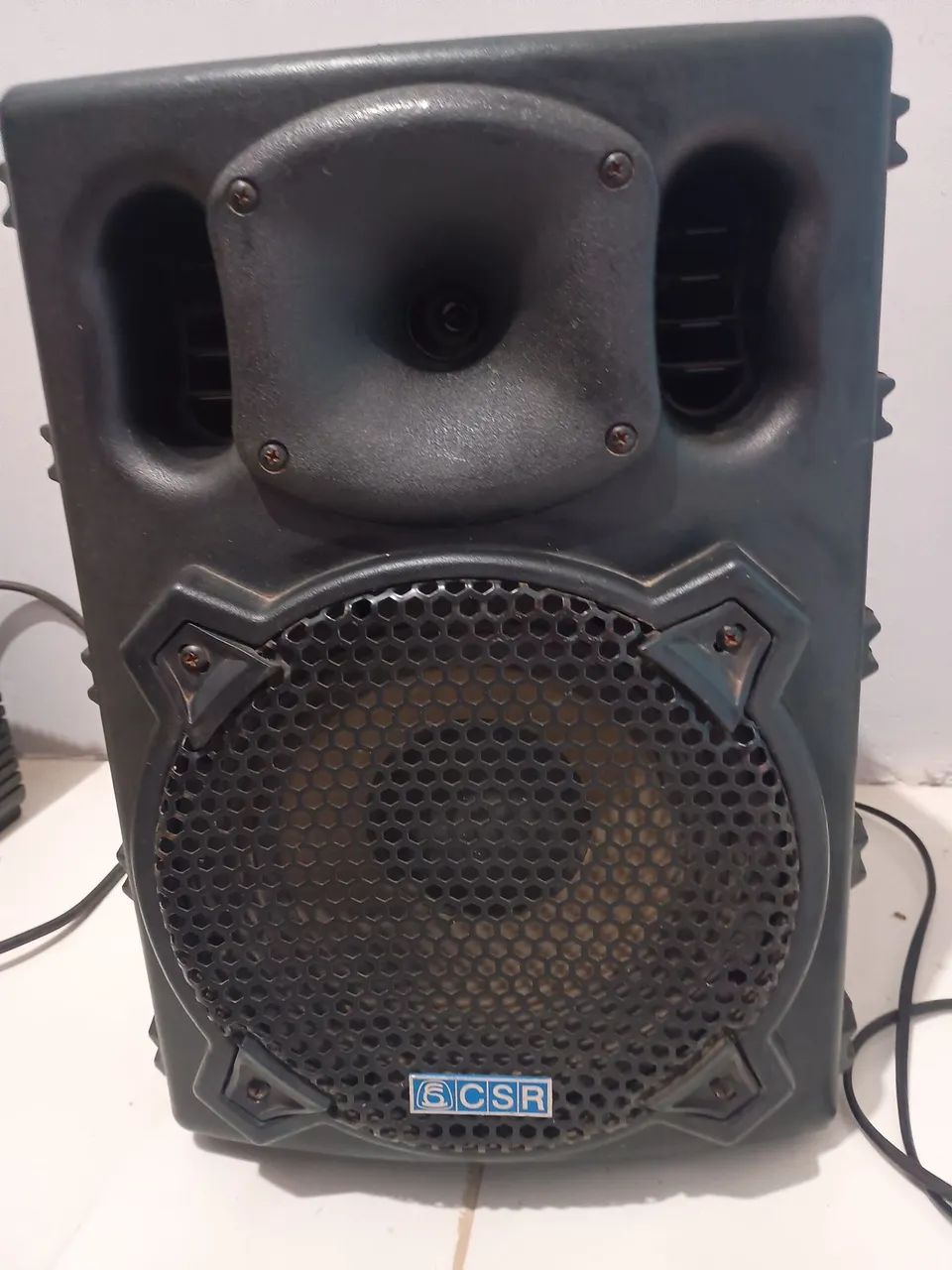 Vende-se caixa de som ativa 
