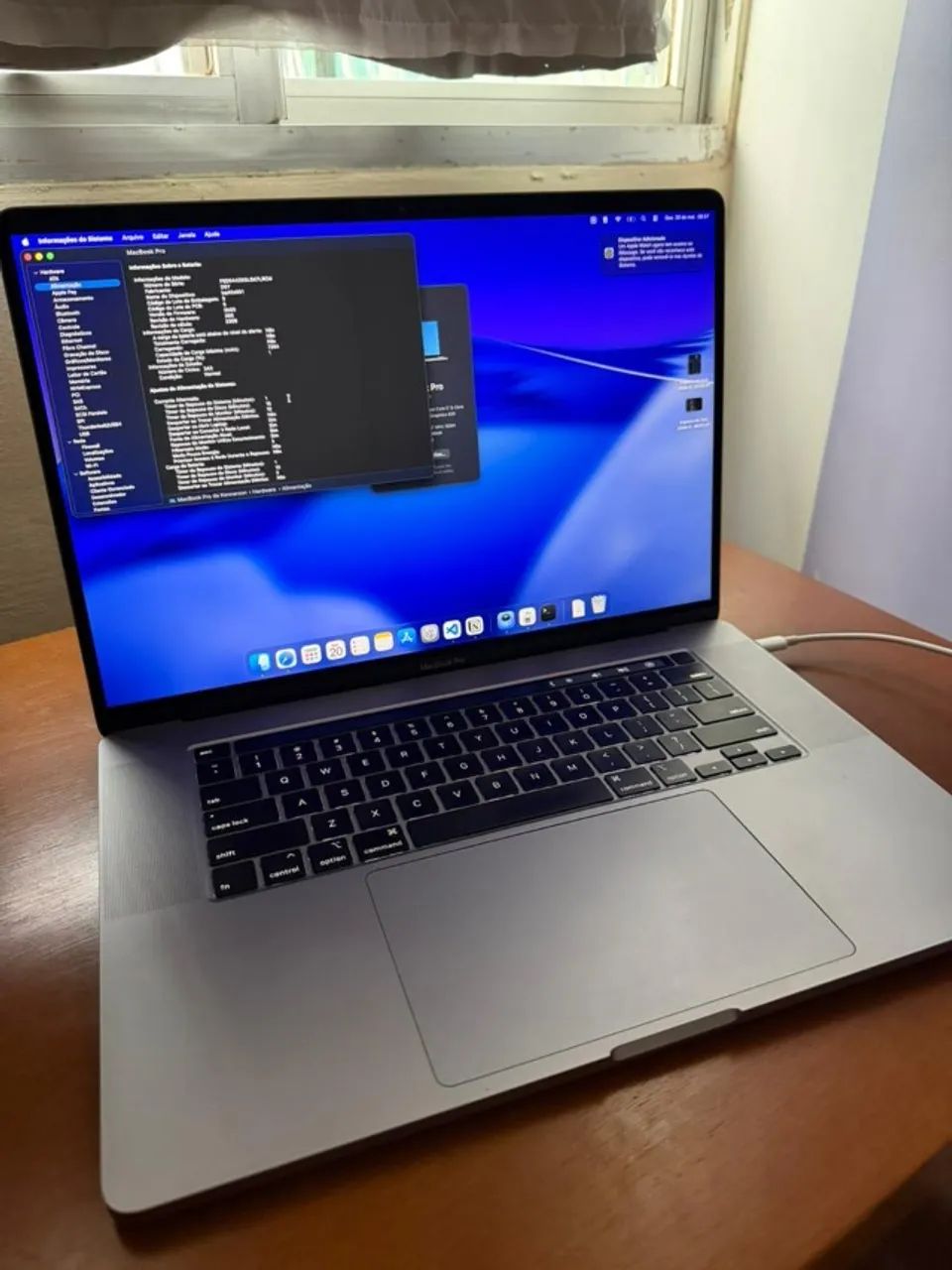 MacBook Pro 16? A2141 | Intel Core i7 2.6GHz | 16GB RAM | Radeon