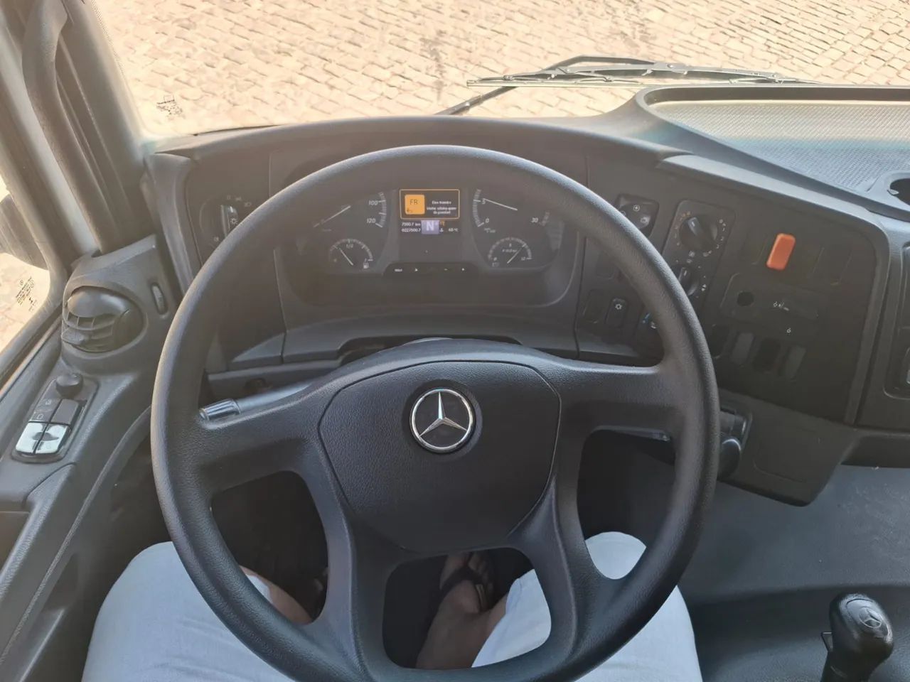 MB Atego 2426 2019/2019  - Foto 5