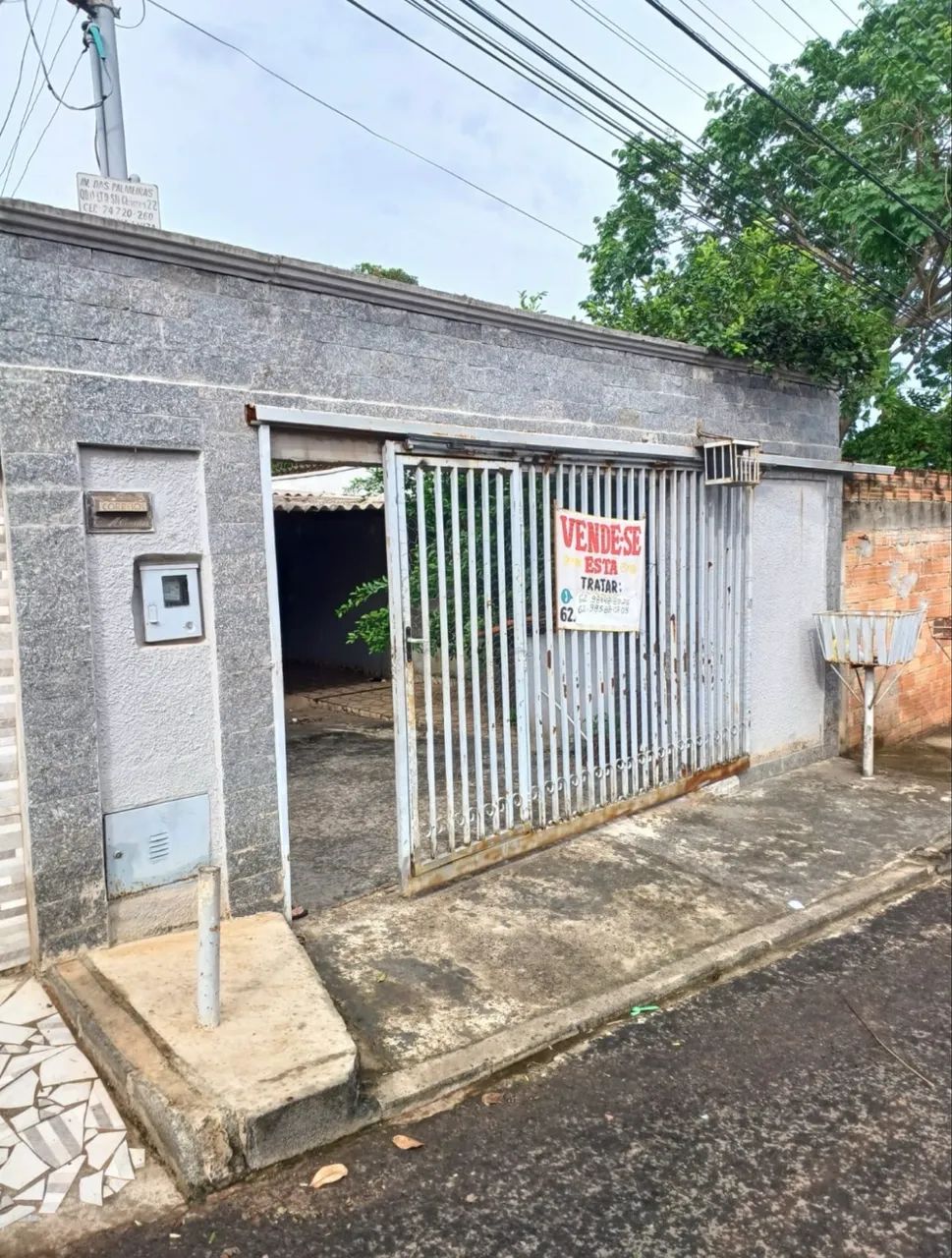 VENDE-SE IMÓVEL 
