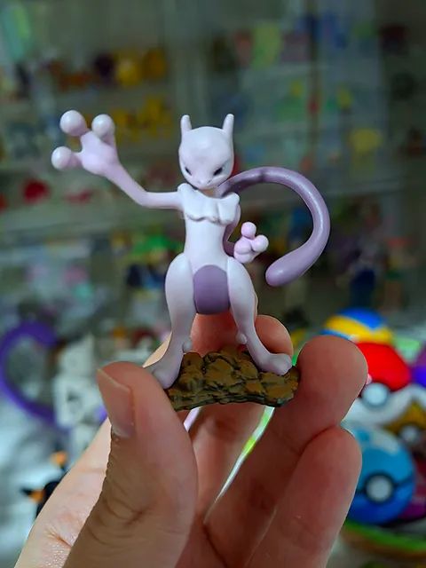 Pokemon Miniatura Mewtwo Black & White TCG - Foto 3