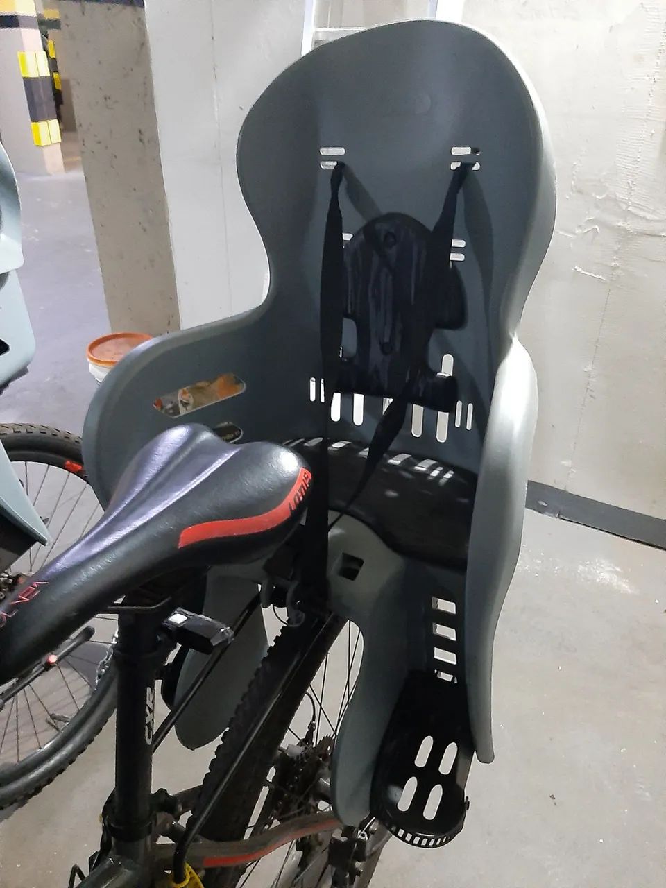 Cadeirinha traseira para bike