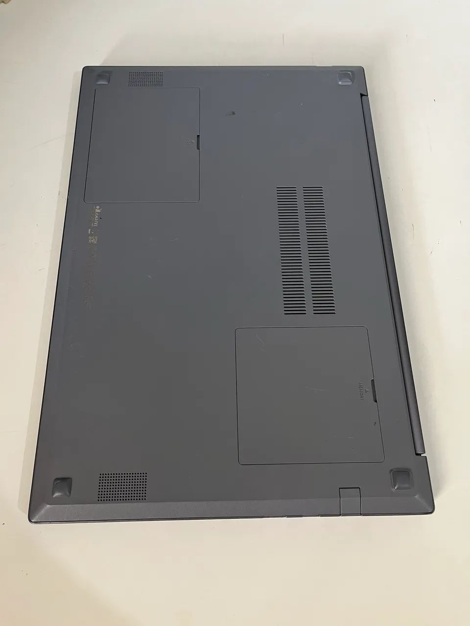 Samsung Galaxy Book 550XDA - Foto 2