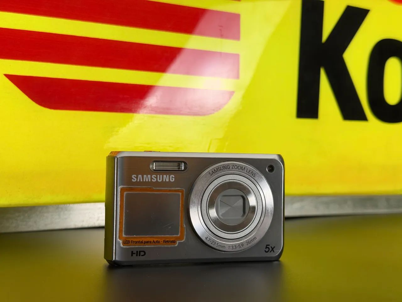 Câmera Digital Samsung DV101 - 16.1MP, 5x de zoom e tela frontal (câmera estilo cybershot) - Foto 2