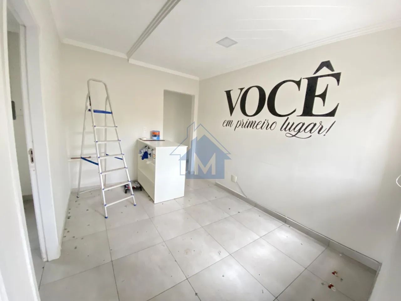Sala Comercial na Av. Brasil, 3º andar, com elevador! - Foto 5