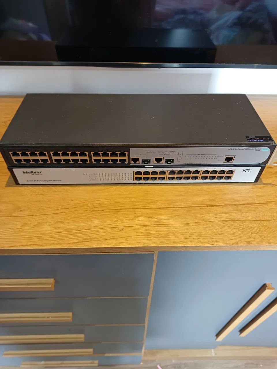 Switch 24 portas. HP,  intelbras.  - Foto 2