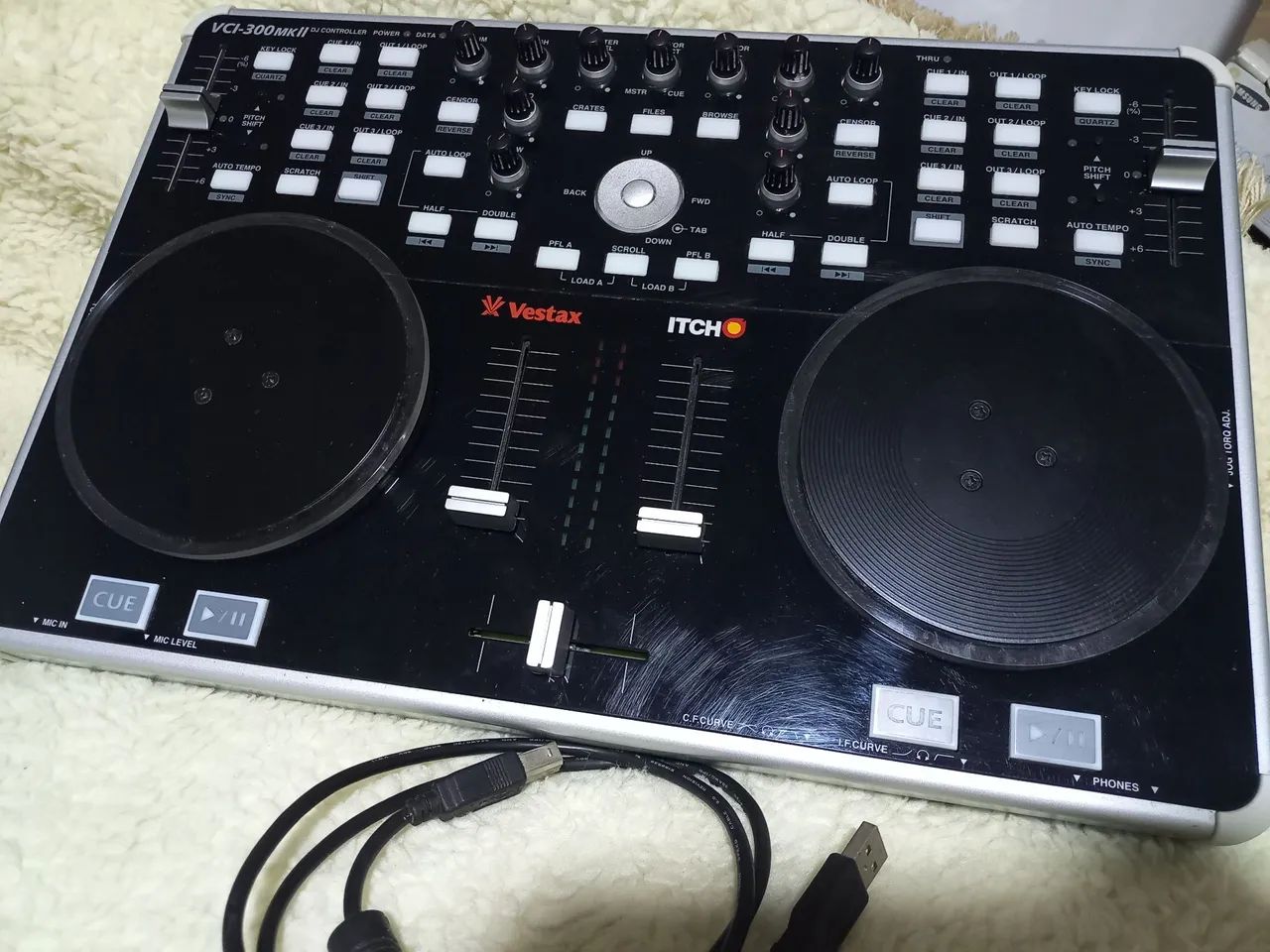Controlador de DJ Vestax VCI 300 MK IIII - Instrumentos musicais