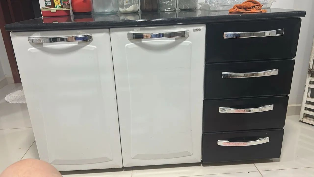 Vende-se Balcão pra vir buscar 