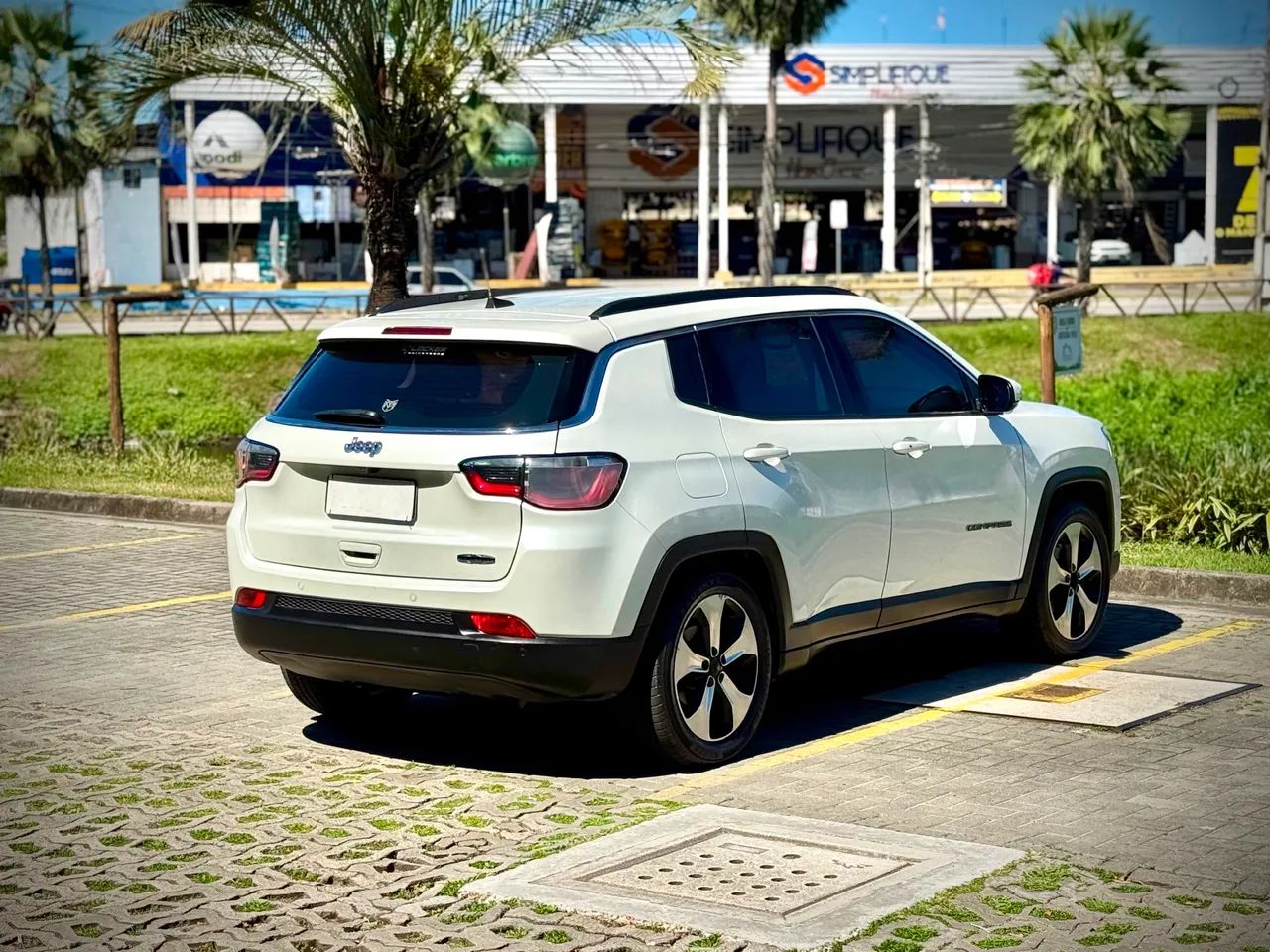Jeep Compass Longitude 2.0 4X2 Flex 16V Aut. 2017 - Foto 5