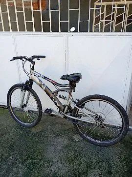 Bicicleta aro 26 Tracker 21v - Foto 2