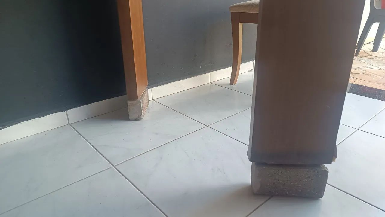 Conjunto de mesa com cadeiras  - Foto 3