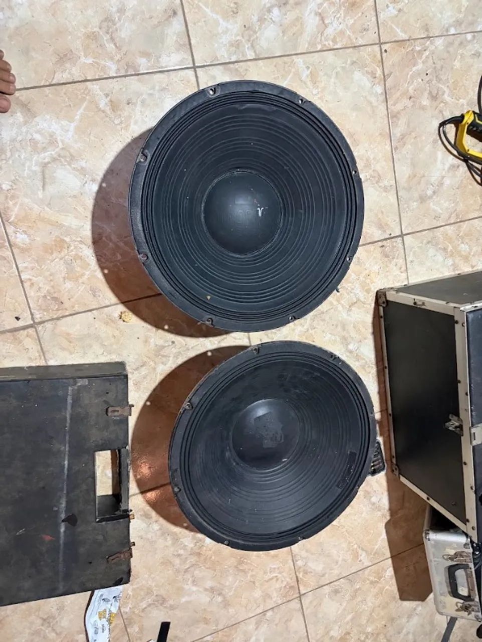 Par Subwoofer JBL Vulcano 3.8K 18 Polegadas 1900W RMS - Testados reparos originais - Foto 2