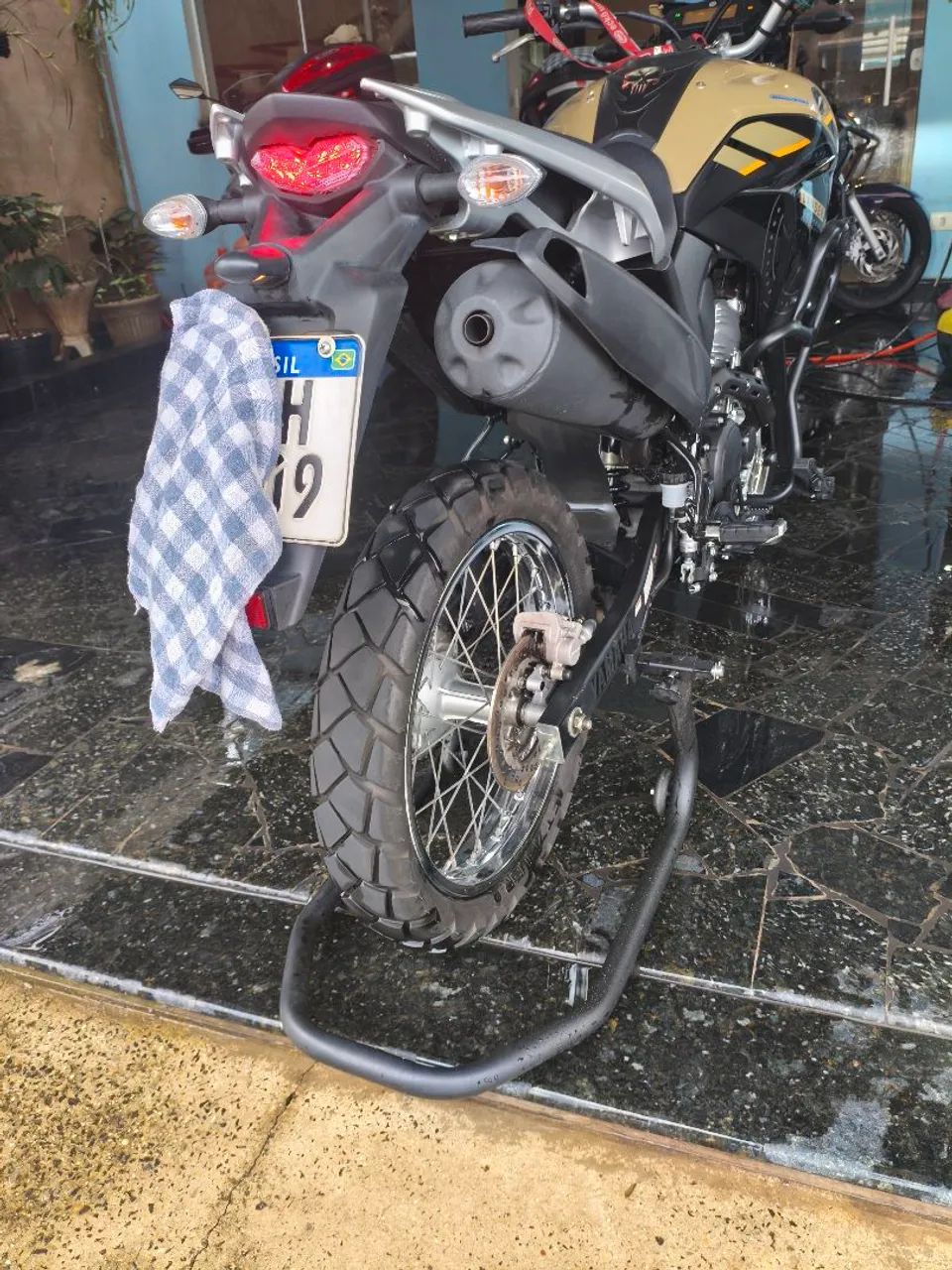 Lander 250 ano 2024 - Foto 5