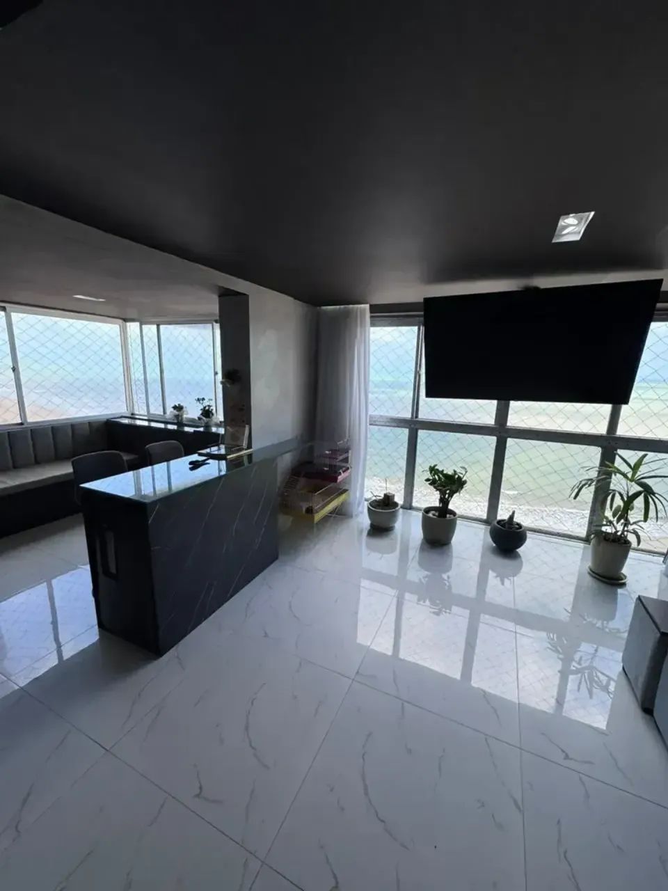 Imóvel para venda possui 230 metros quadrados com 4 quartos. - Foto 4